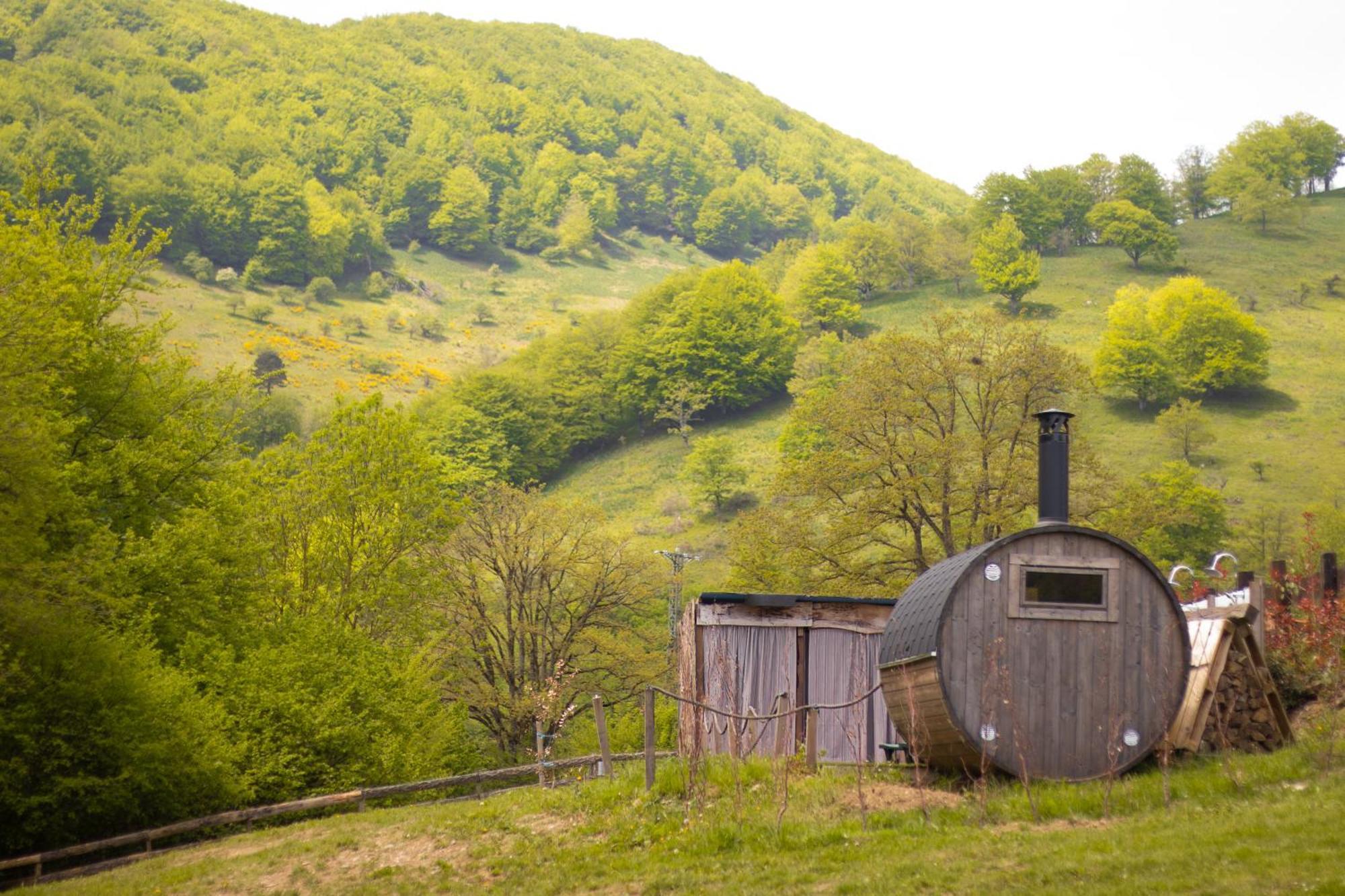 Hostal Rural Iratiko Urkixokoa Orbaiceta Exterior photo